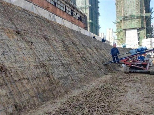 柳北建筑边坡支护